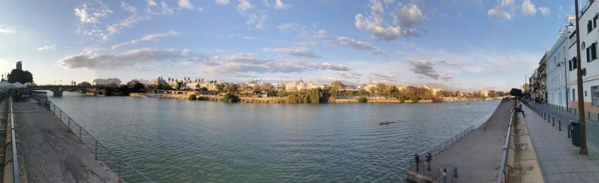 Castilla Del Cachorro, Apto De 2 Dormitorios En Triana Sevilla Bagian luar foto